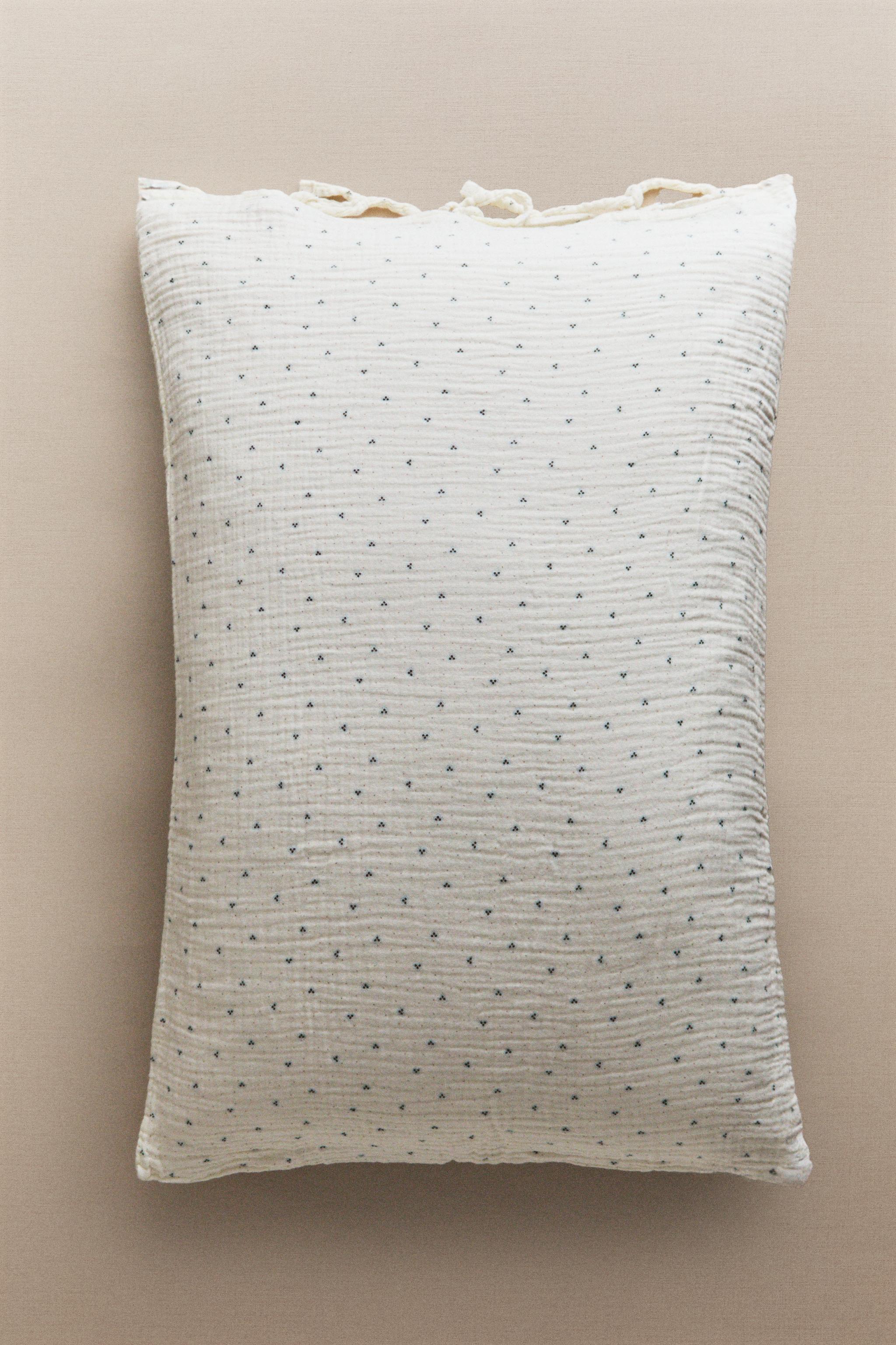 KIDS' COTTON POLKA DOT PILLOWCASE